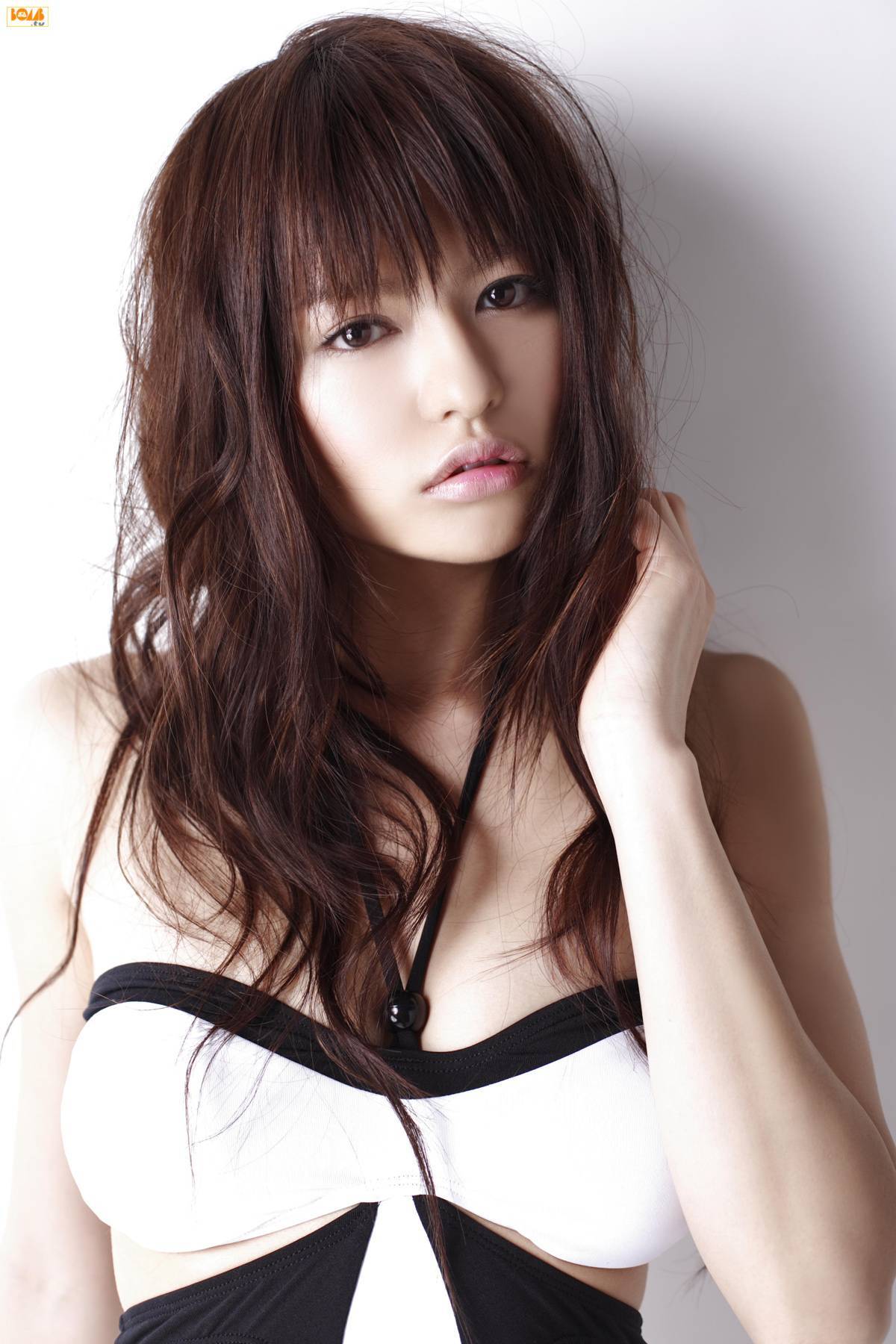 白鸟百合子  Yuriko Shiratoni Bomb.tv 日本美女光盘写真